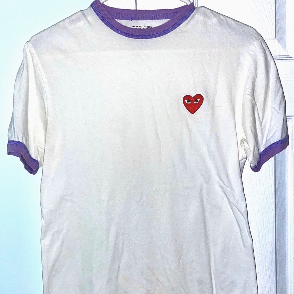URBAN OUTFITTERS CDG TSHIRT